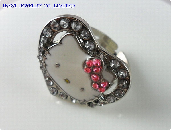 Hello Kitty heart shaped zinc alloy ring